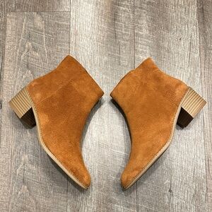 Clarks | Shoes | Clarks Breccan Shine Auburgine Suede Boot  display picture 1